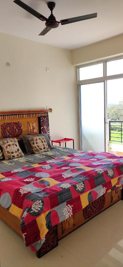 Love & Peace Apartment جبلبور المظهر الخارجي الصورة